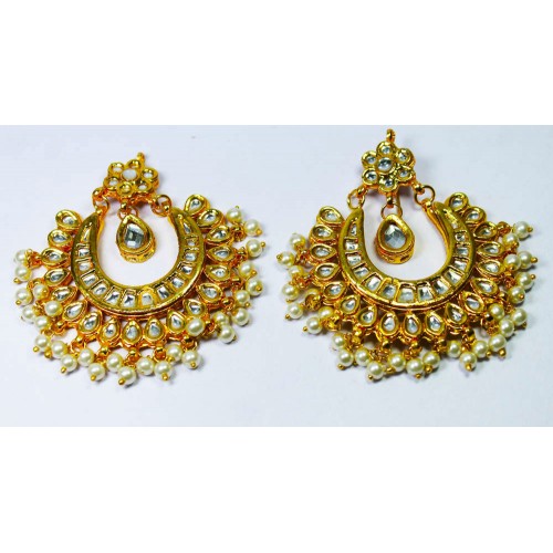 Moon Cut Kundan Earring